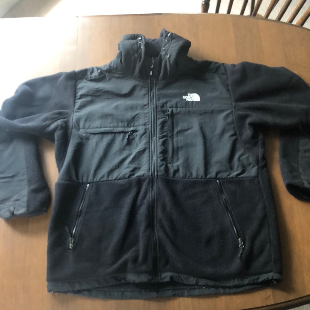 The North Face Men’s XL Black Denali Jacket